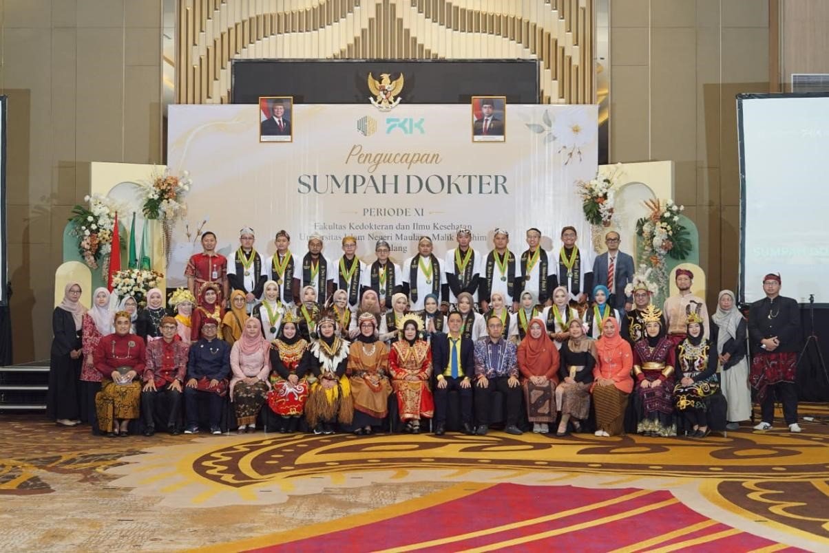 21 Dokter Baru FKIK UIN Malang Resmi Disumpah, Siap Mengabdi dengan Nilai Ulul Albab