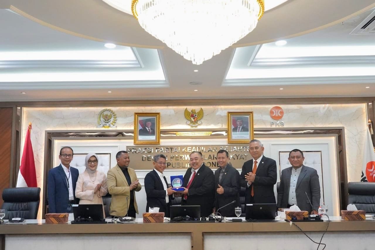 Drh Deddy Fachruddin Kurniawan Temui Fraksi PKS DPR RI, Dorong Peran Dokter Hewan dalam Wewenang Veteriner Nasional