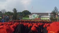 Usung Pesan Kemanusiaan dan Ramah Lingkungan, Flashlight Mob Gen. 26 Warnai Kemeriahan PESMABA UMM 2026