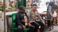 Humanis di Tengah Pasar, Kapolresta Malang Kota Sapa Pedagang Saat Sidak TPID di Pasar Klojen