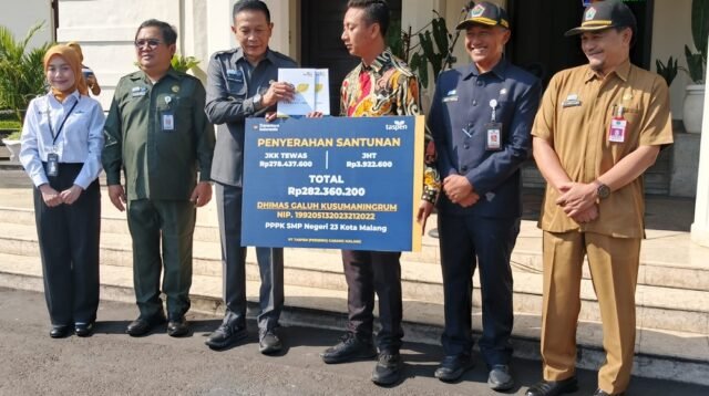 Pemkot Malang dan PT Taspen Serahkan Santunan JKK bagi Ahli Waris PPPK yang Gugur Saat Bertugas