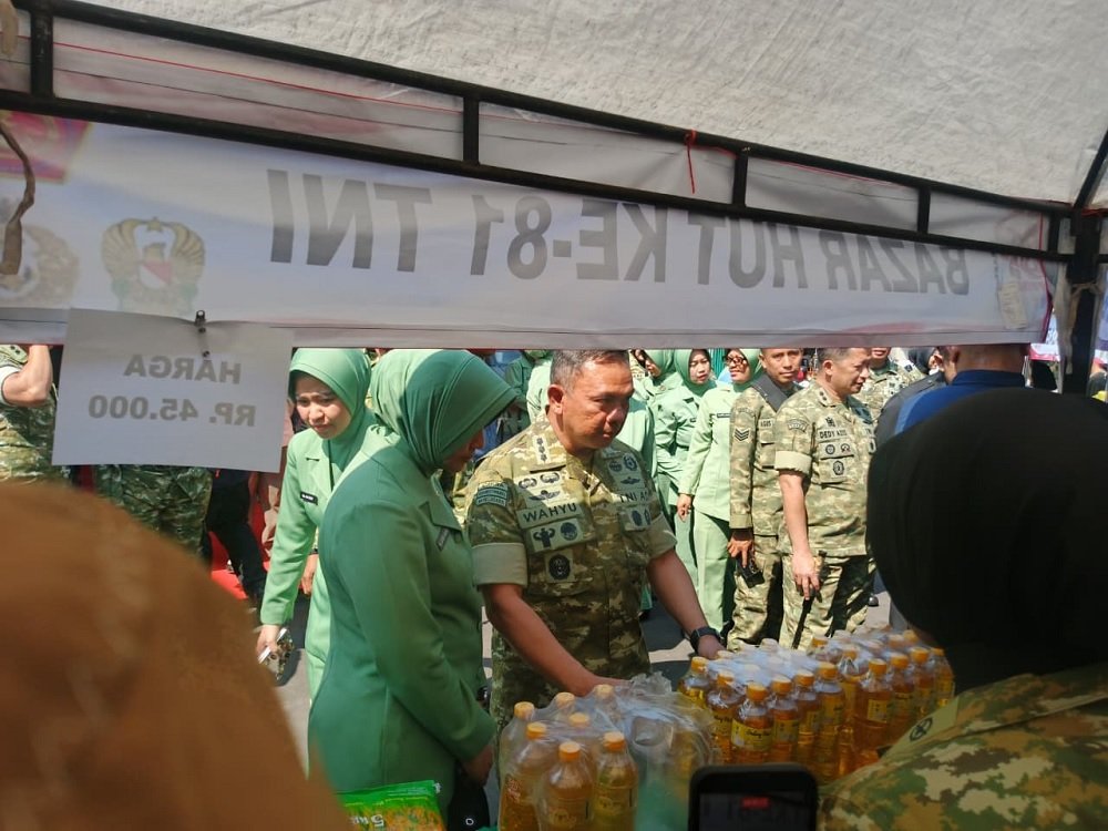 Tekan Harga Pangan, Kodim 0833/Kota Malang Padukan Bazar UMKM dan Pasar Murah di HUT ke-81 TNI