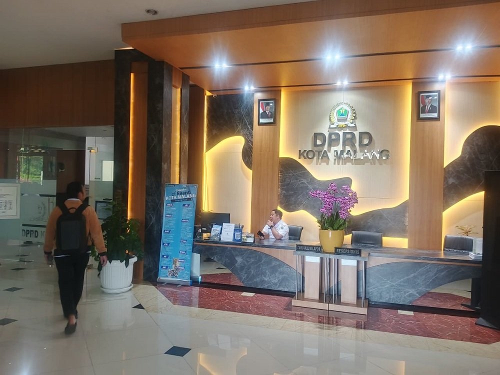 KPK Sambangi Kantor DPRD Kota Malang, Suasana Sekretariat Mendadak Sibuk