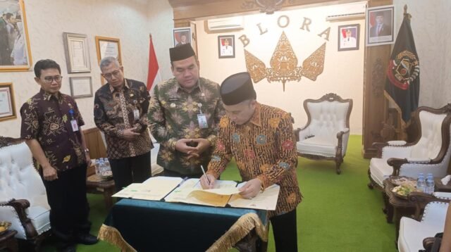 UIN Maliki Malang Bersama Pemkab Blora Komitmen Beri Beasiswa Pendidikan 