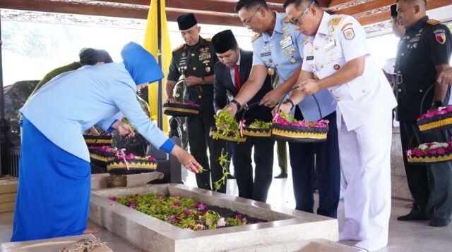 Danlanud Abdulrachman Saleh: Ziarah Makam Bung Karno Jadi Pengingat Pengabdian