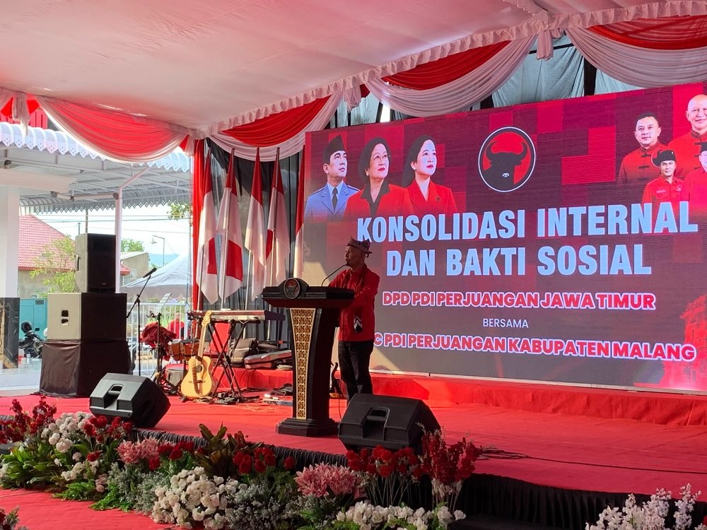 DPD PDI-P Jatim Gelontorkan Rp1 Miliar untuk Fasilitas Keagamaan, Puan Maharani Sumbang Rp500 Juta