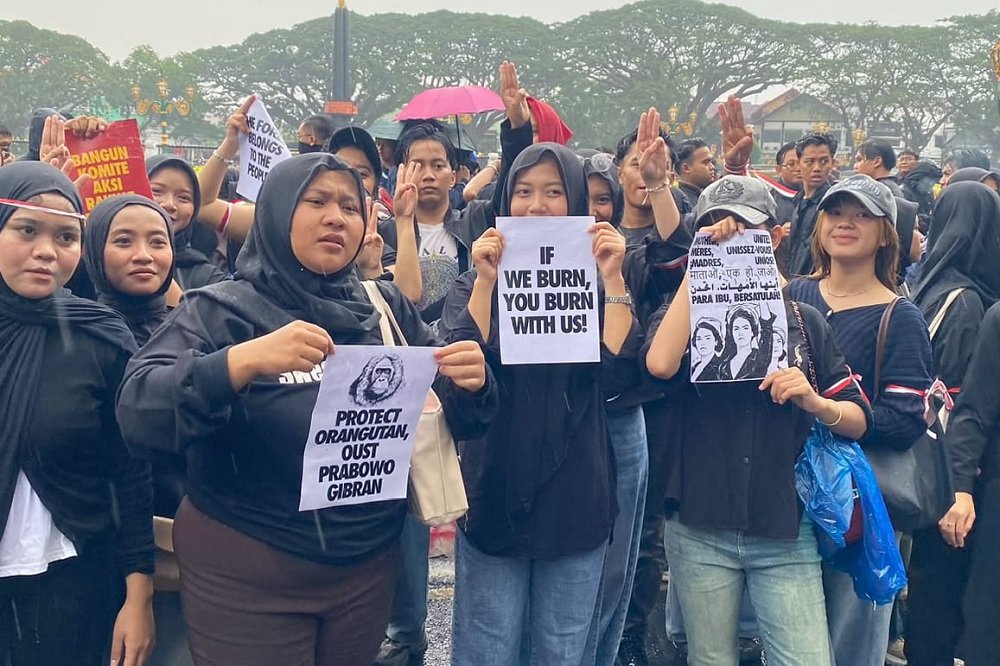 Aksi di Balai Kota Malang, Aliansi Rakyat Bangkit Bersatu Sampaikan 6 Tuntutan dan 1 Seruan