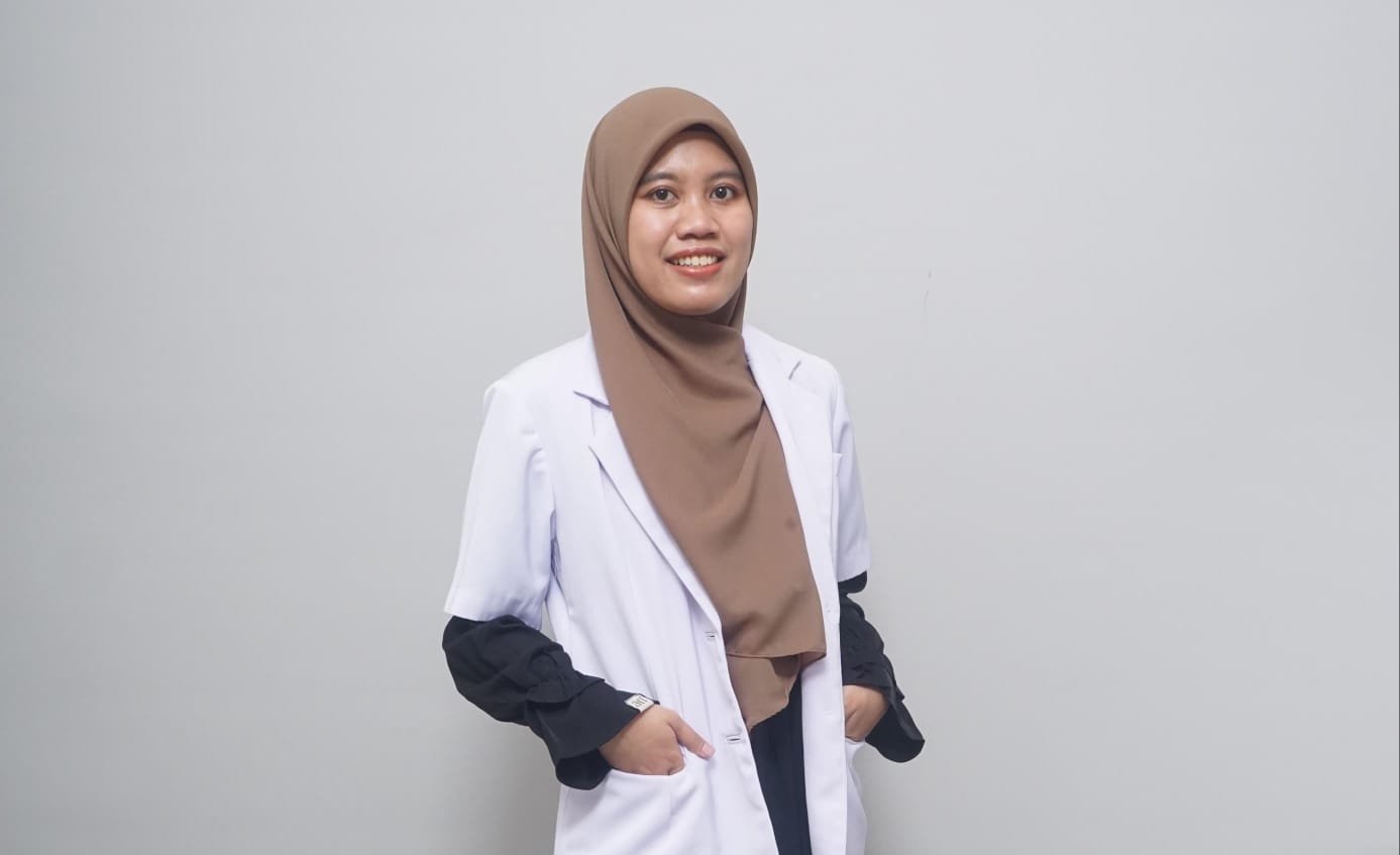 Sering Ngilu Minum Es? Dokter Gigi UM Ungkap Tanda Masalah pada Gigi