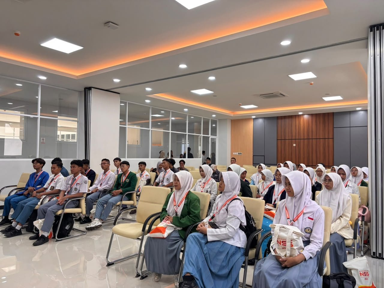 30 Siswa Ikuti National Student Summit, Fakultas Humaniora UIN Malang Kenalkan Dunia Kampus