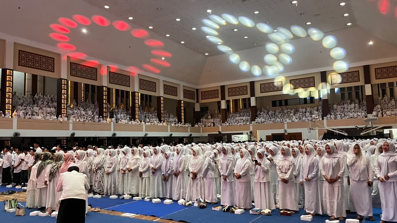 UIN Malang Bersholawat, Dihadiri 4 Ribu Mahasantri yang Siap Hadapi Tantangan Zaman